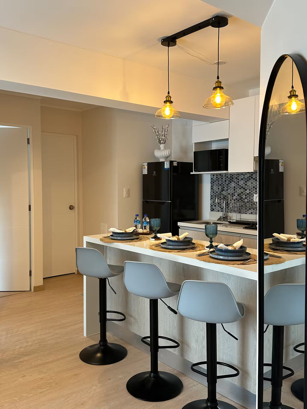 Departamento entre Miraflores y San Isidro – 2 hab.