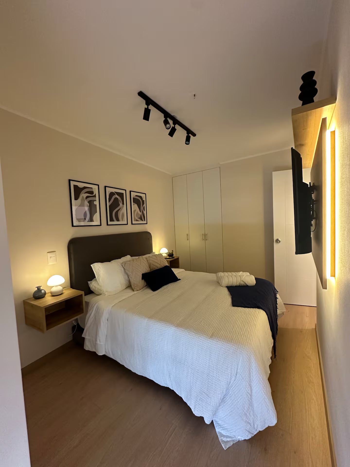 Departamento entre Miraflores y San Isidro – 2 hab.