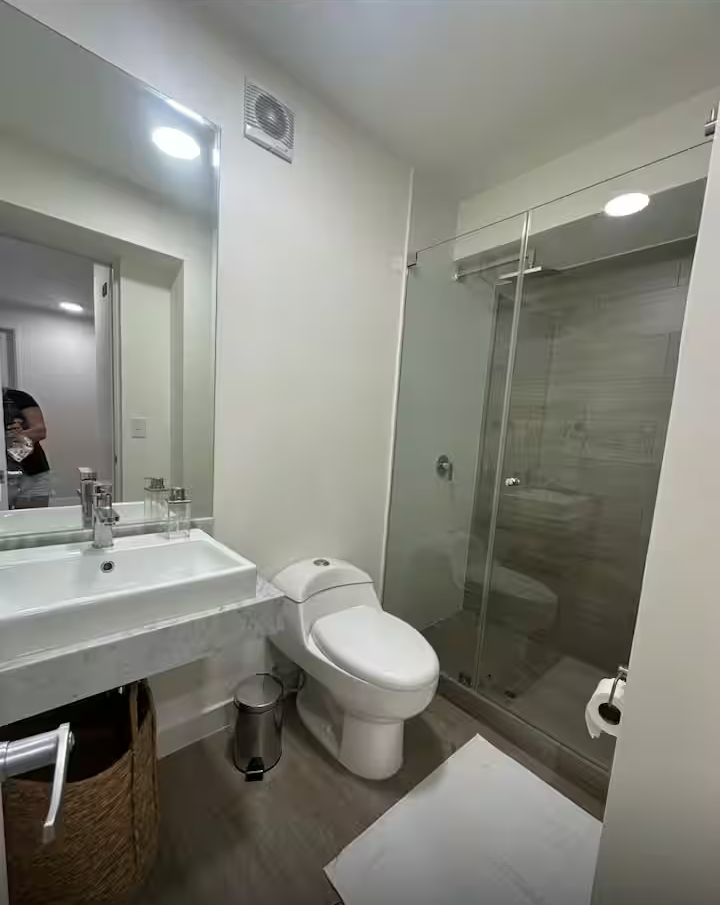Cálido & Exclusivo · 2 BR en Zona Financiera de San Isidro - Para 4 personas (2 habitaciones)
