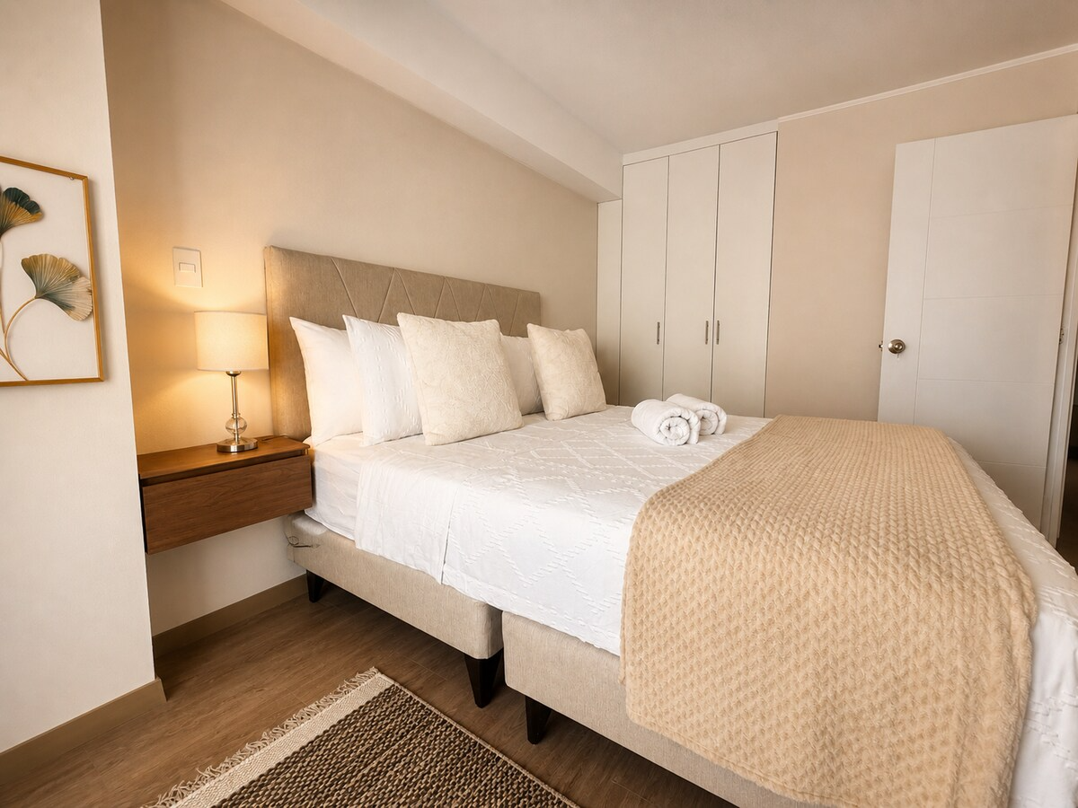 DecoRent Luxury en Miraflores a pasos de Larcomar - Para 3 personas (2 habitaciones)